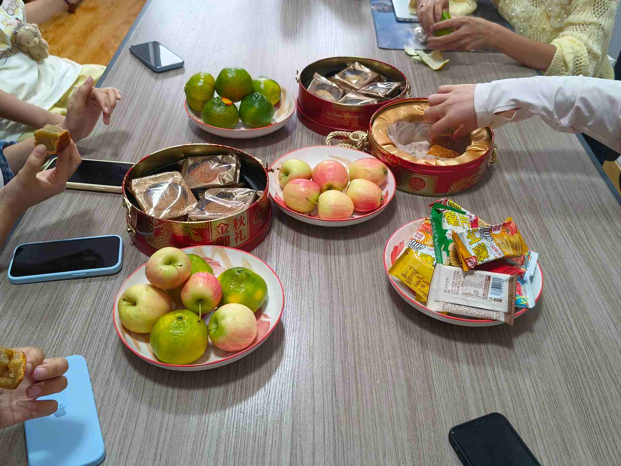 Zemeijia tenet calidum post meridiem tea