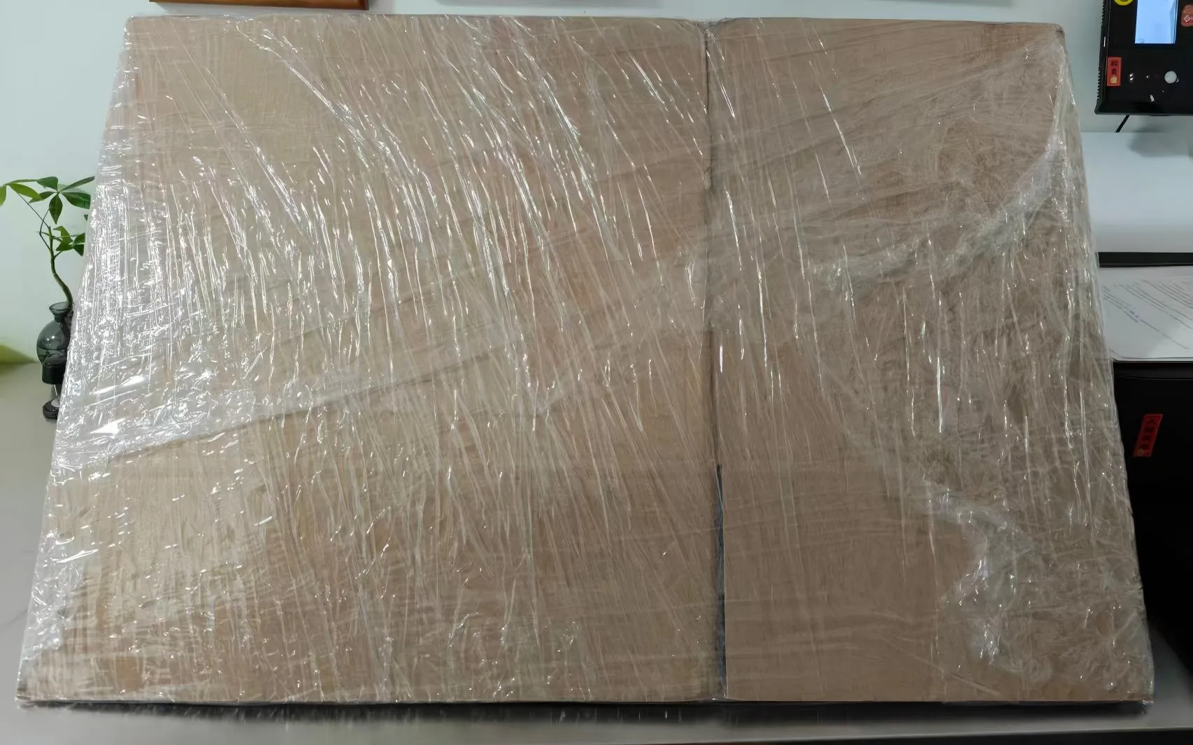 Nova Exemplaria Feliciter mittit ad International Client