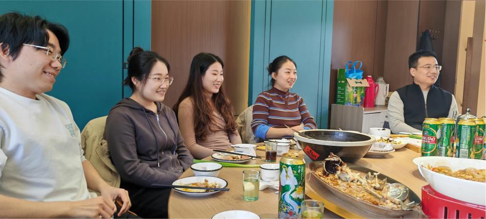 Adligat Feriae Vincebus et Unboxes a Nova Committitur