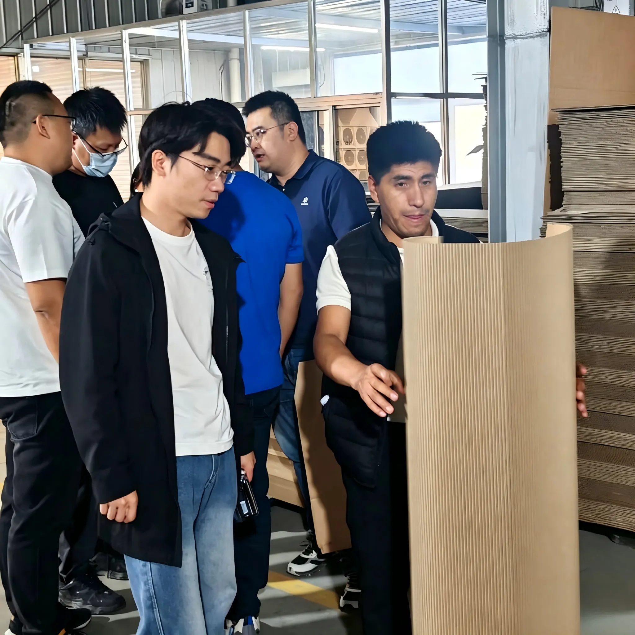 ZMJ Packaging Welcomes Peruvian Clients for On Site Factory Inspection and Order Finalization