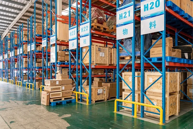 Corrugated showcase boxes